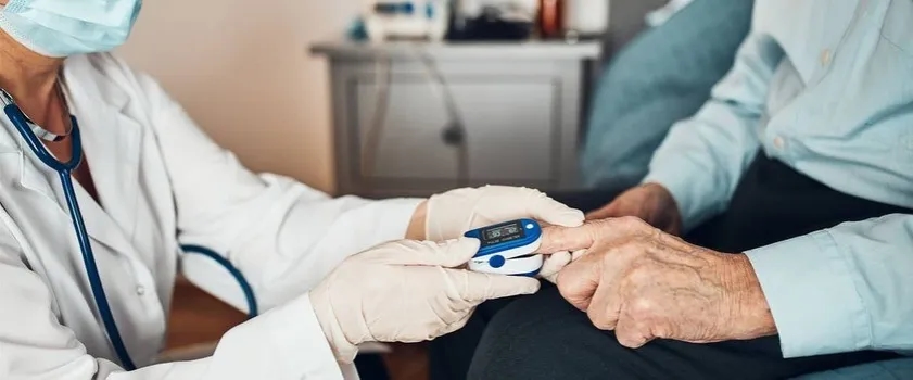 Niska saturacja objawy - jak je rozpoznać i kiedy szukać pomocy